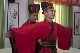夢回大漢----穿漢服、行漢禮 職業(yè)體驗(yàn)課程方案設(shè)計(jì)