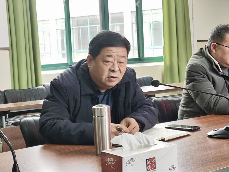 校黨委委員、副校長王傳喜同志進(jìn)行點(diǎn)評